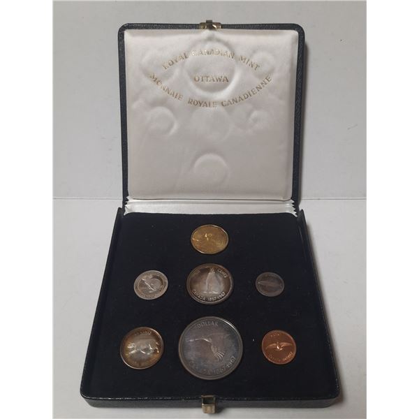 1967 Canada Silver Uncirculated Coin Set. (It also includes 2017 Canada One Dollar)