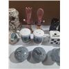 Image 4 : (14) Pair of Salt and Papper Shakers.