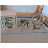 Image 1 : Brass stands, light globe, flower aquarium in box