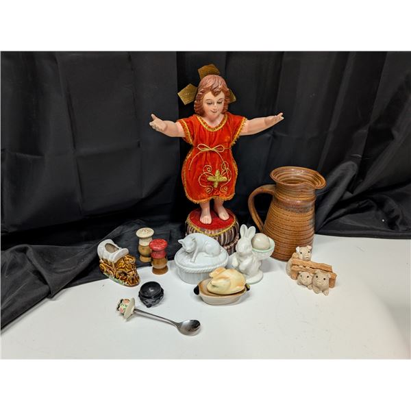 Lot of Misc. Vintage Decor (salt Pepper Shakers, pig on Nest, and etc.)