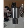Image 8 : Lot of Thermos, Plastic Glass, Cups, etc.