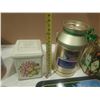 Image 4 : Lot of Vintage Tins.