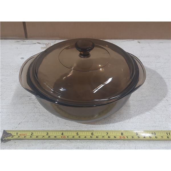 Pyrex Bowl with Lid.