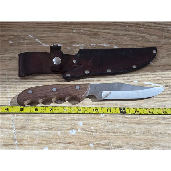 Olympia buck knife and sheath