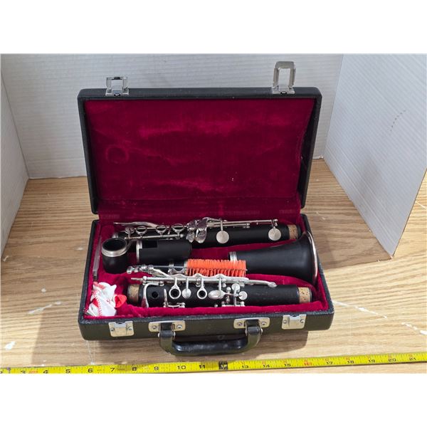 Chateau clarinet- complete