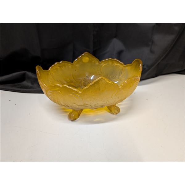 4 Footed Vintage Bowl