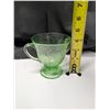 Image 3 : Hazel Altis Royal Lace Sugar Bowl (Vaseline)