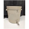 Image 1 : #5 Imperial Ice Water Cooler C/W Elephant Ears