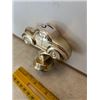 Image 2 : Metal car trophy top