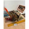 Image 1 : Lot of car cards and organizer