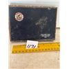 Image 1 : Player navy cut cardboard