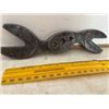 Image 2 : wagon box nut rethreaded wrench