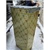 Image 3 : Chimney cabinet
