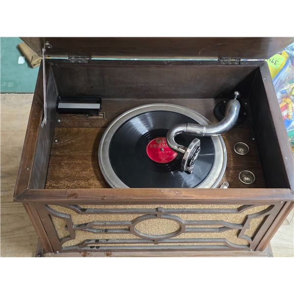 New phonola gramophone- serial 106902- works
