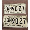 Image 1 : 1327 - Pair of 1971 Manitoba license plates.  Nice condition.