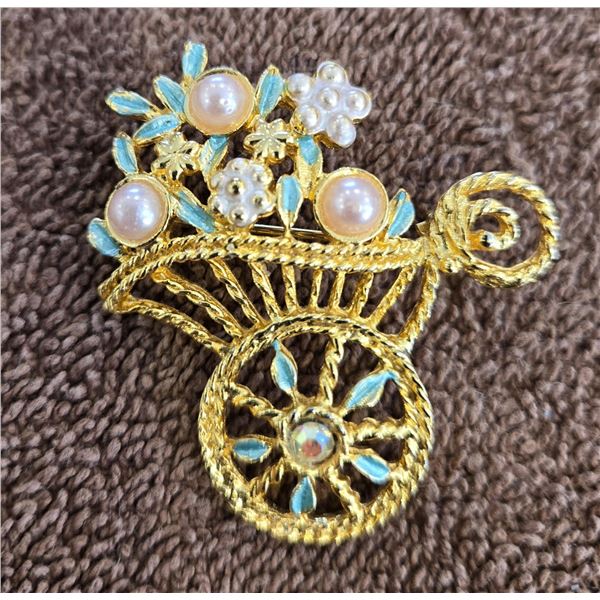 1330 - Vintage brooch, gold tone cart with pastel enamel and faux pearls, aurora borealis crystal on