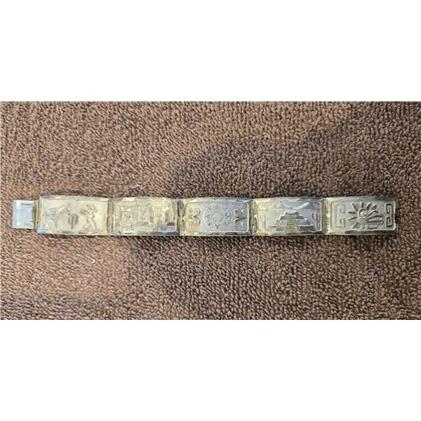 1333 - Vintage sterling silver Mayan Aztec bracelet.  7"x3/4". Weighs 31 gr. Stamped Sterling Mexico