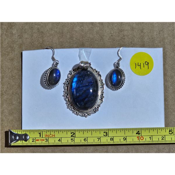 Sterling Silver Labradorite Pendant and earrings  .925 silver