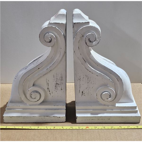Two New 14"x8" White Corbels