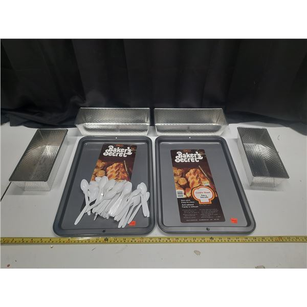 Lots of Baking Plates (New)