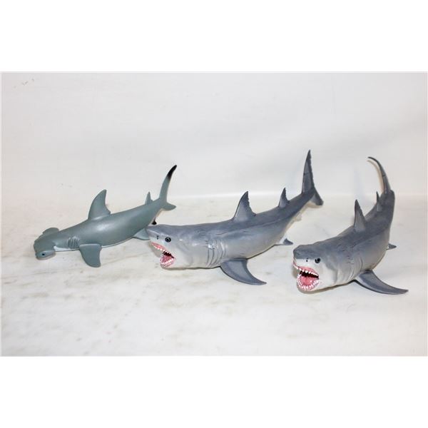 PAPO 2011 HAMMERHEAD SHARK + TWO 2021 PAPO GREAT