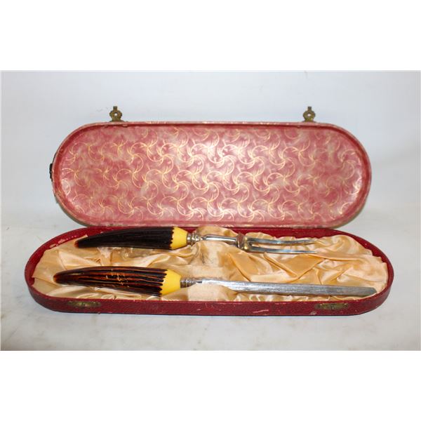 VINTAGE CARVING FORK WITH SHARPENER