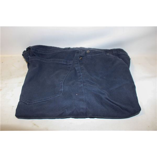 AMAZON ESSENTIALS 31 X 30 NAVY DRESS PANTS