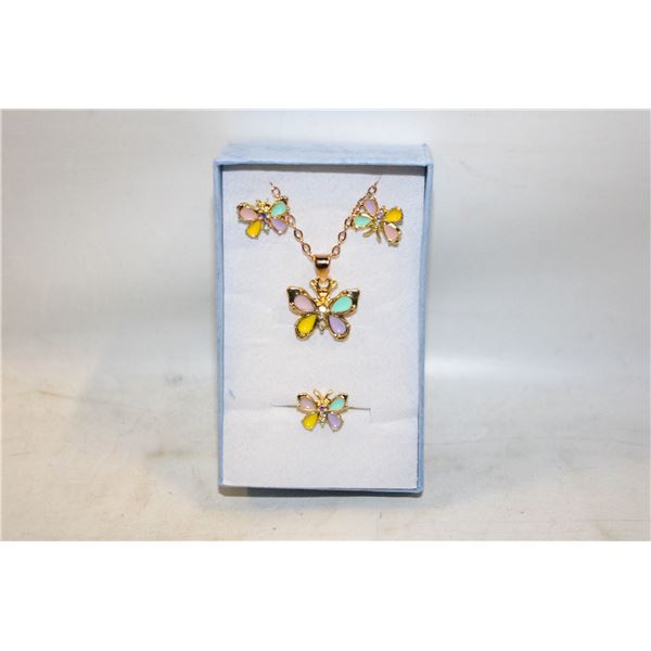 NEW NECKLACE AND RING WITH EARRINGS