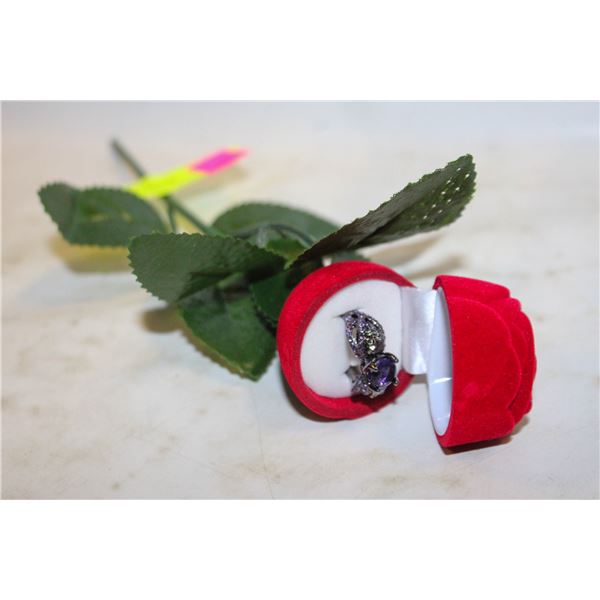 NEW HEART SHAPE RING SZ7