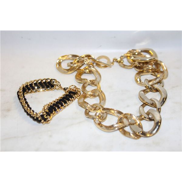 GOLD TONE NECLACE AND BRACELET