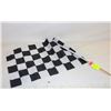 Image 1 : CHECKERED FLAG 12" X 18"
