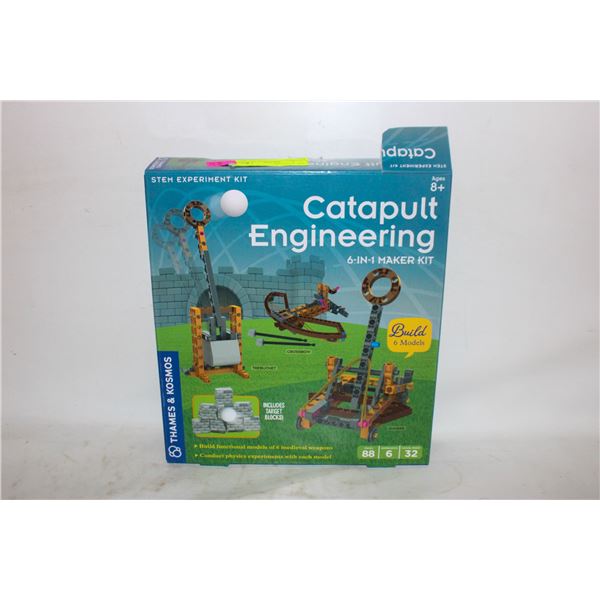 CATAPOLT ENGINERRING BUILDING KIT IN BOX