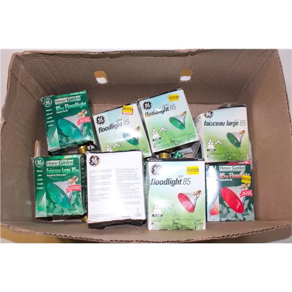 FLAT OF 85 W FLOODLIGHTS