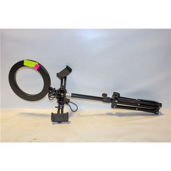 SELFIE RING WITH TRIPOD STAND