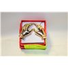 Image 1 : NEW DOUBLE HAND HEART-SHAPED BROOCH GESTURE