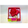 Image 1 : NEW ELEGANT RED ROSE BROOCH SATIN RED
