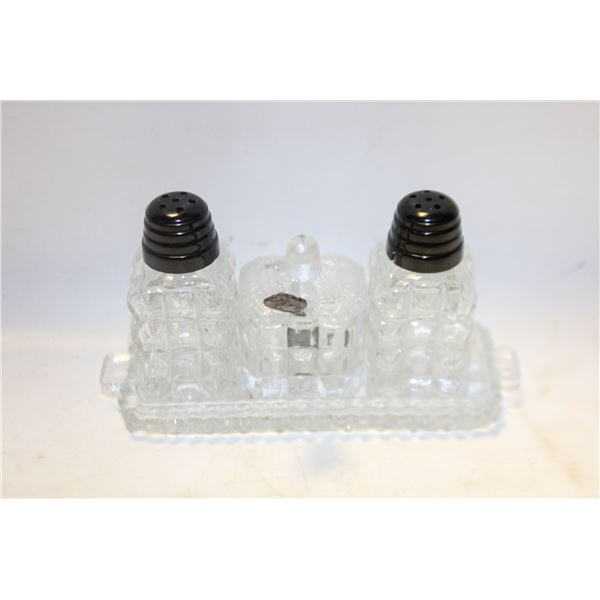 VINTAGE SALT & PEPPER SHAKERS SET WITH SPOON