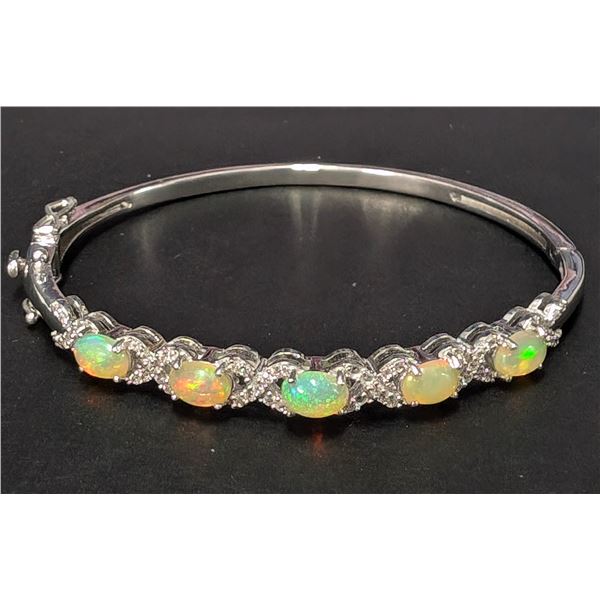 SILVER (9.56G) OPAL (2.35CT) WHITE SAPPHIRE 0.54CT