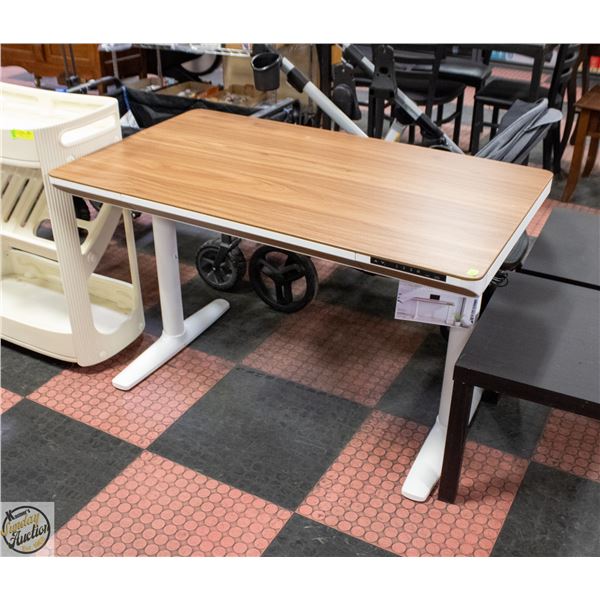NEW ASSEMBLED POWER LIFT HIGHT ADJUSTABLE DESK