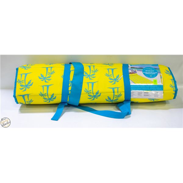 BEACH MAT WITH PILLOW