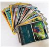 Image 1 : 16) LOT OF 15 BASIC POKEMON TRADING