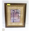 Image 1 : WOOD FRAMED STREET SCAPE PICTURE (26" X 21.5")