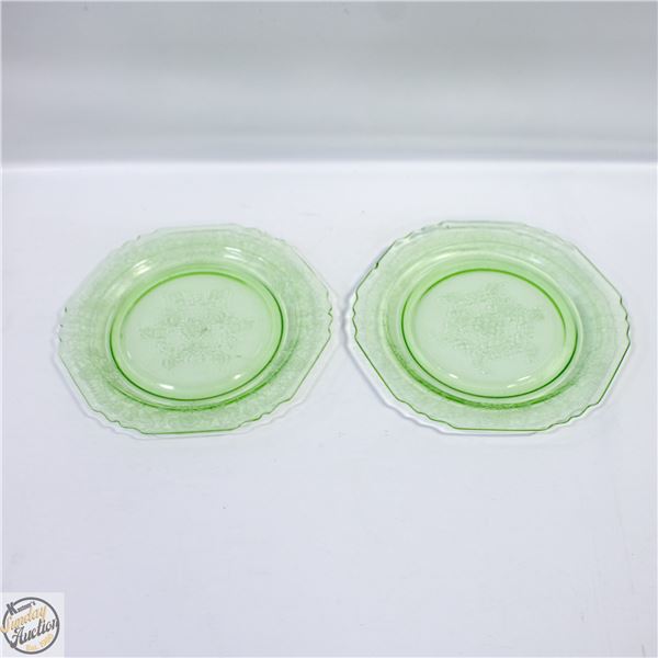 VINTAGE 2 URANIUM GLASS