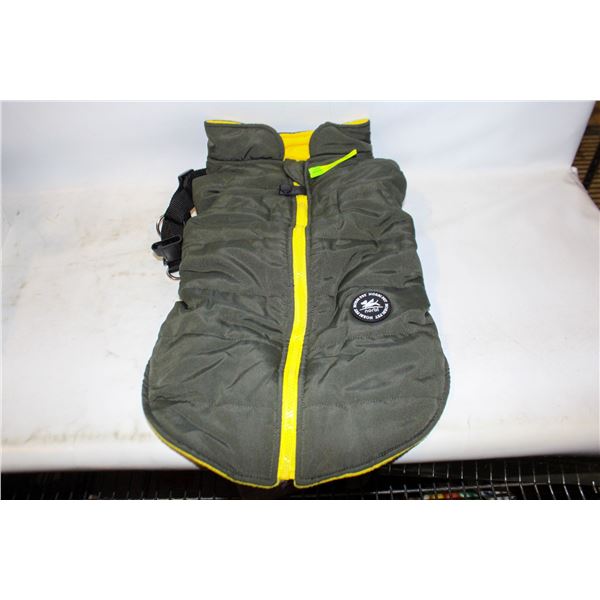 NORBI PET GREEN JACKET