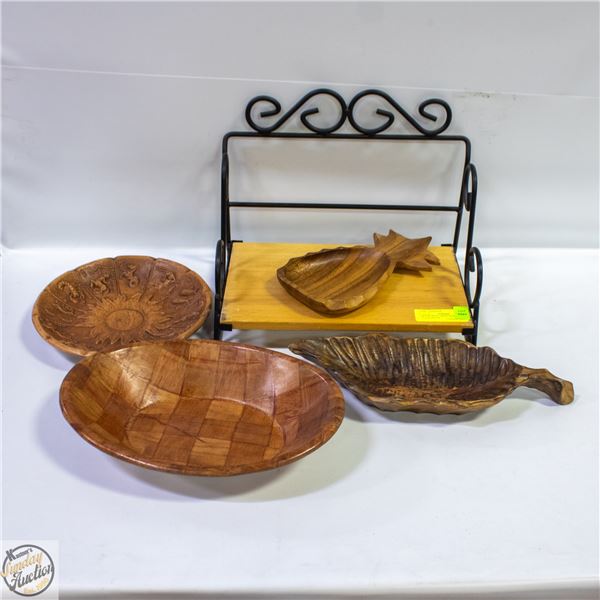METAL WALL SHELF + 4PCS OF WOOD PLATE DÉCOR