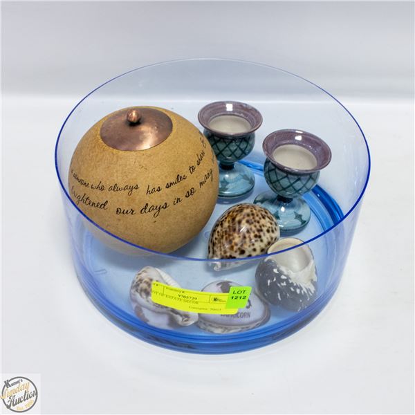 LOT OF ESTATE DÉCOR