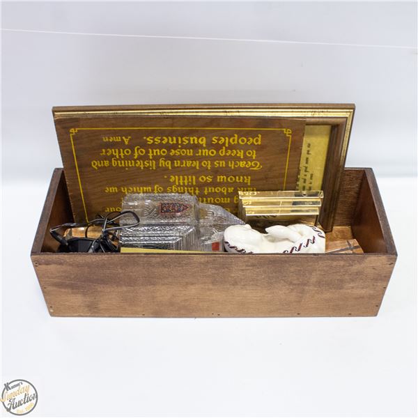 LOT OF GLASS DECORATIONS INCLUDES CHURCH