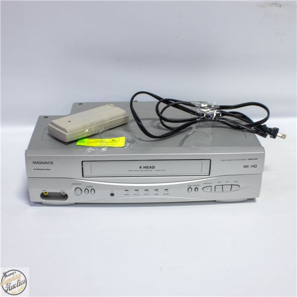 VINTAGE MAGNAVOX VCR MODEL CMWV 405