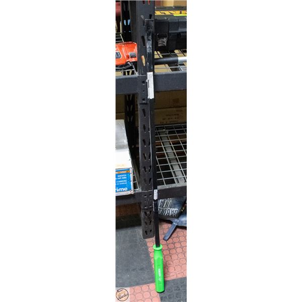 POLICE SEIZURE - GRIP 4' PRY BAR