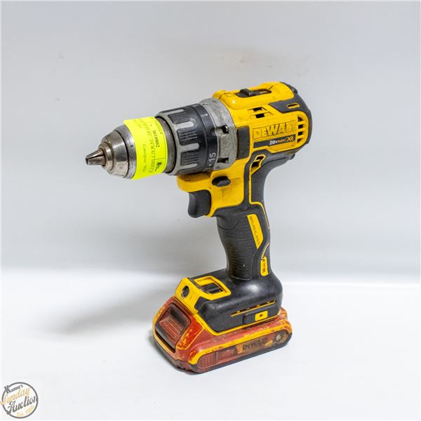 POLICE SEIZURE - DEWALT DRILL & 1 BATTERY